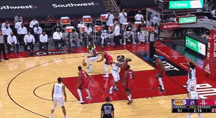 开云体育入口-莫里斯考辛斯先后被驱逐 火湖一战上演闹剧